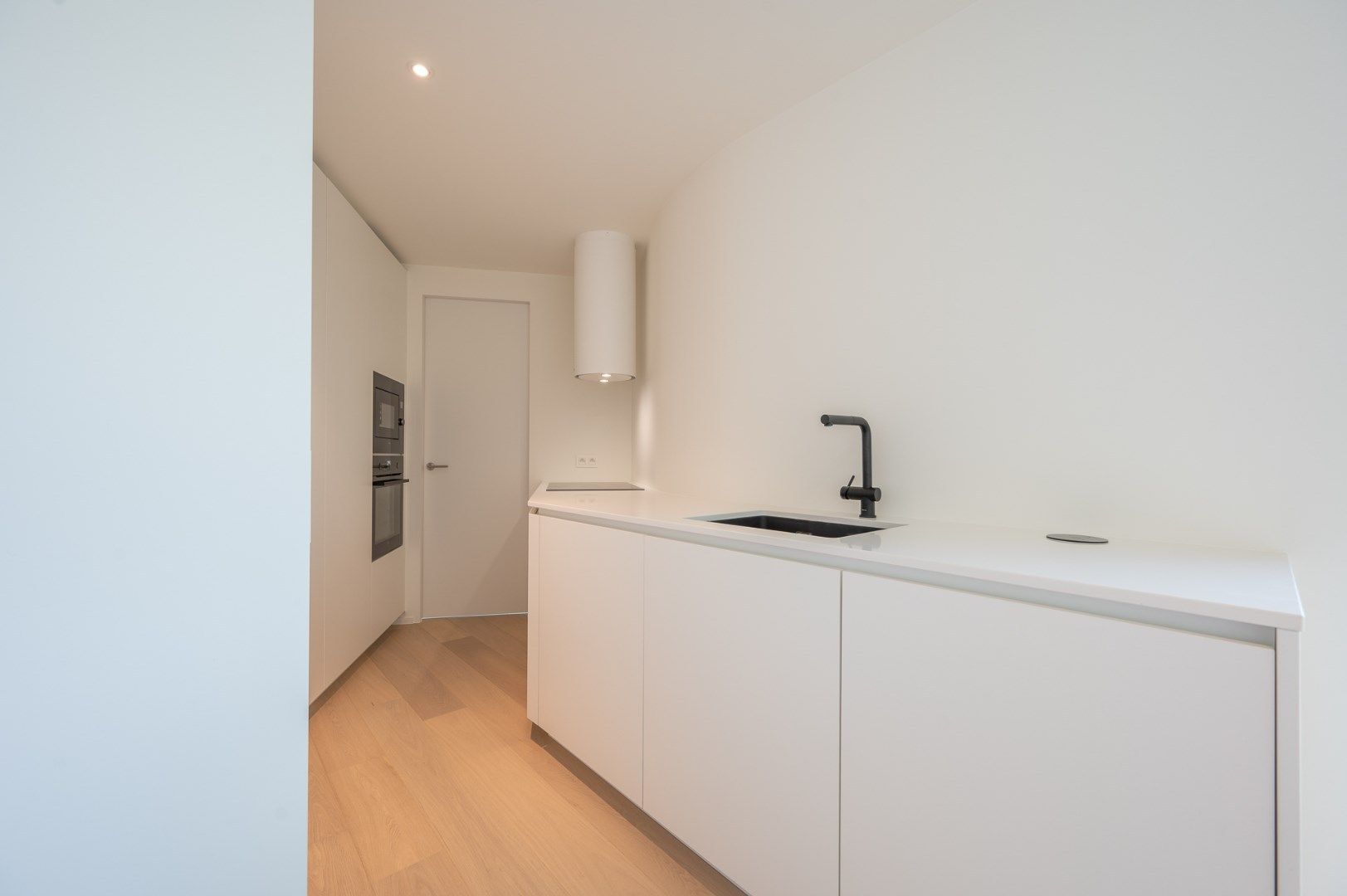 Heldentoren - Duplex genietend van een panoramisch zicht op de kust foto 9