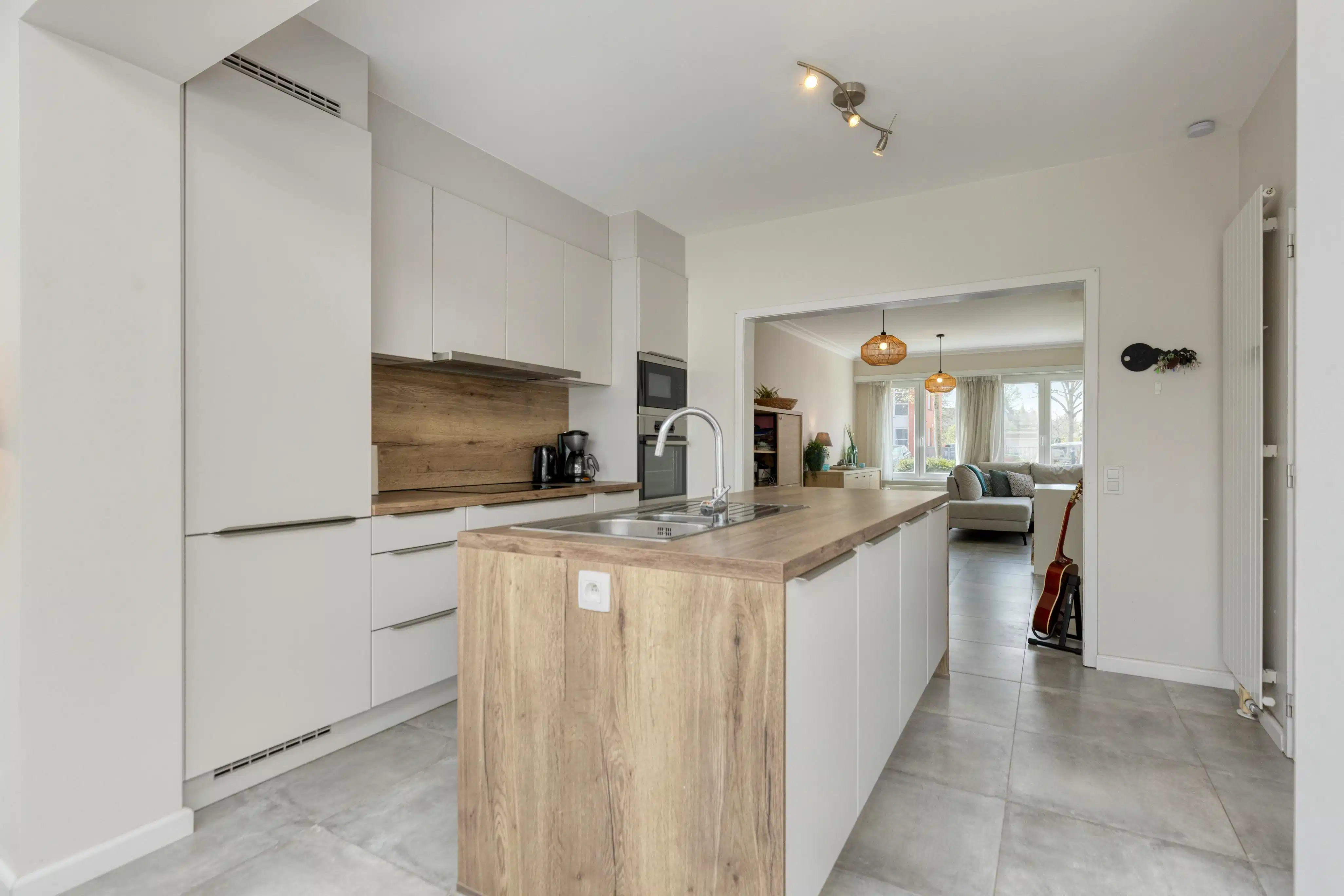 HOB met 3 slaapkamers en mooi groen perceel in Brasschaat foto 9