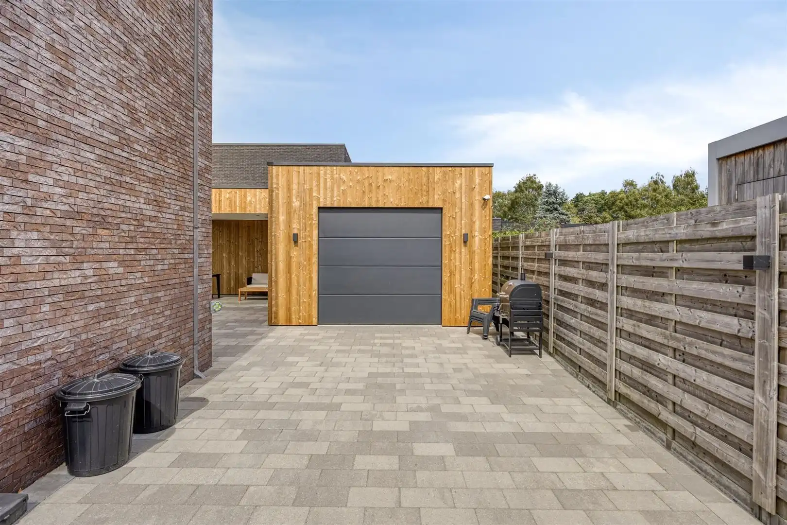 TE KOOP: Handelshuis met pizzeria & appartement in Koersel! foto 40