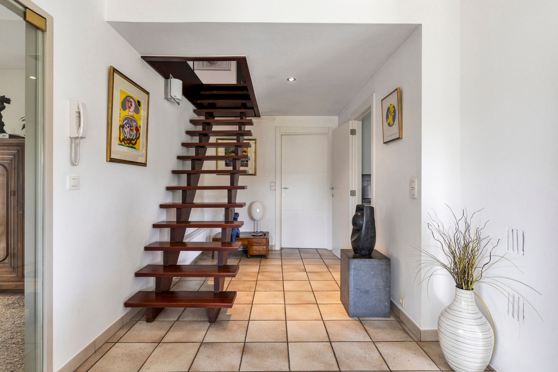 Villa met 4 slaapkamers, zwembad en garage foto 11