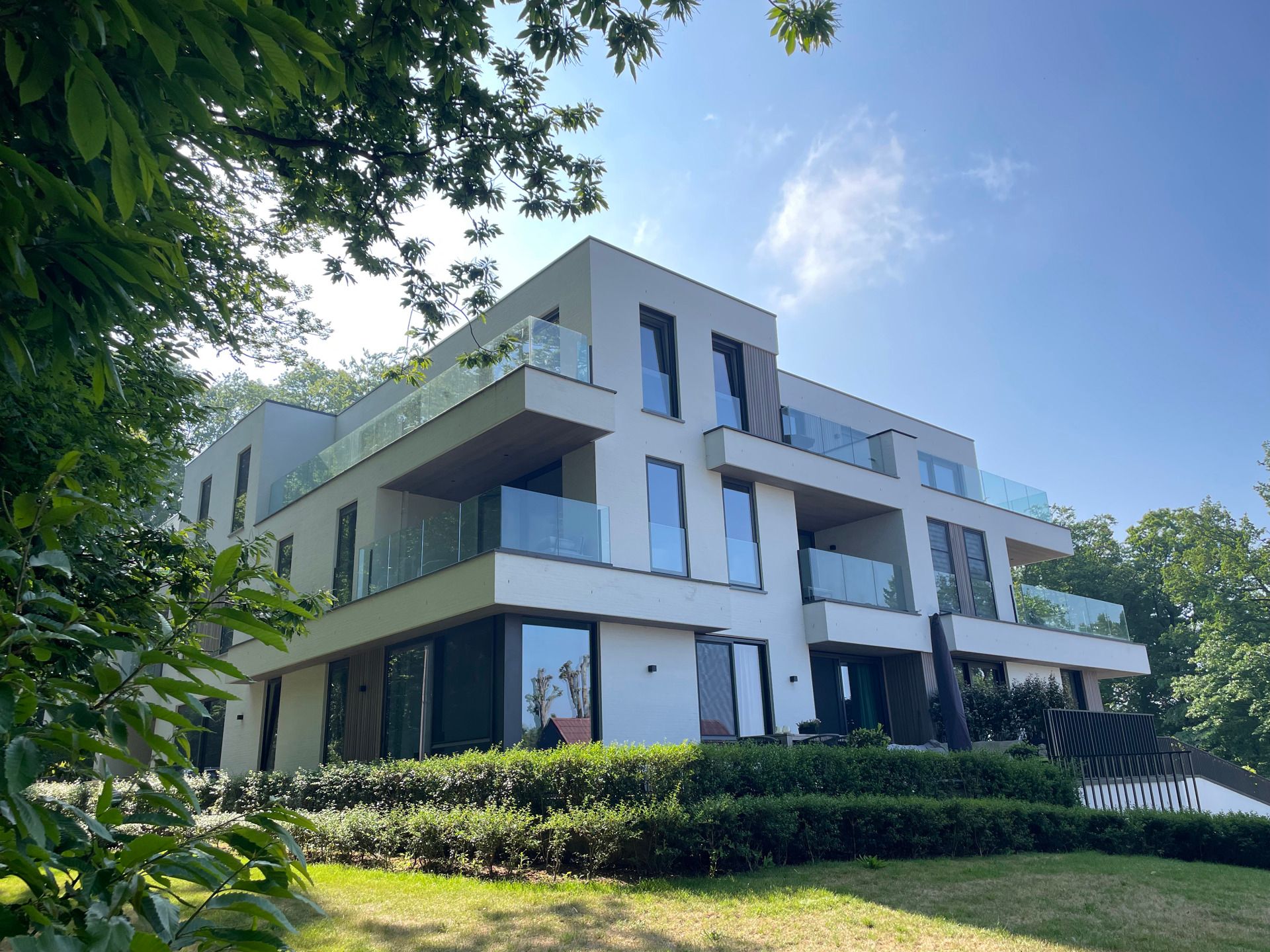 Penthouse met zicht, zon & privacy in het Kluisbos foto {{pictureIndex}}