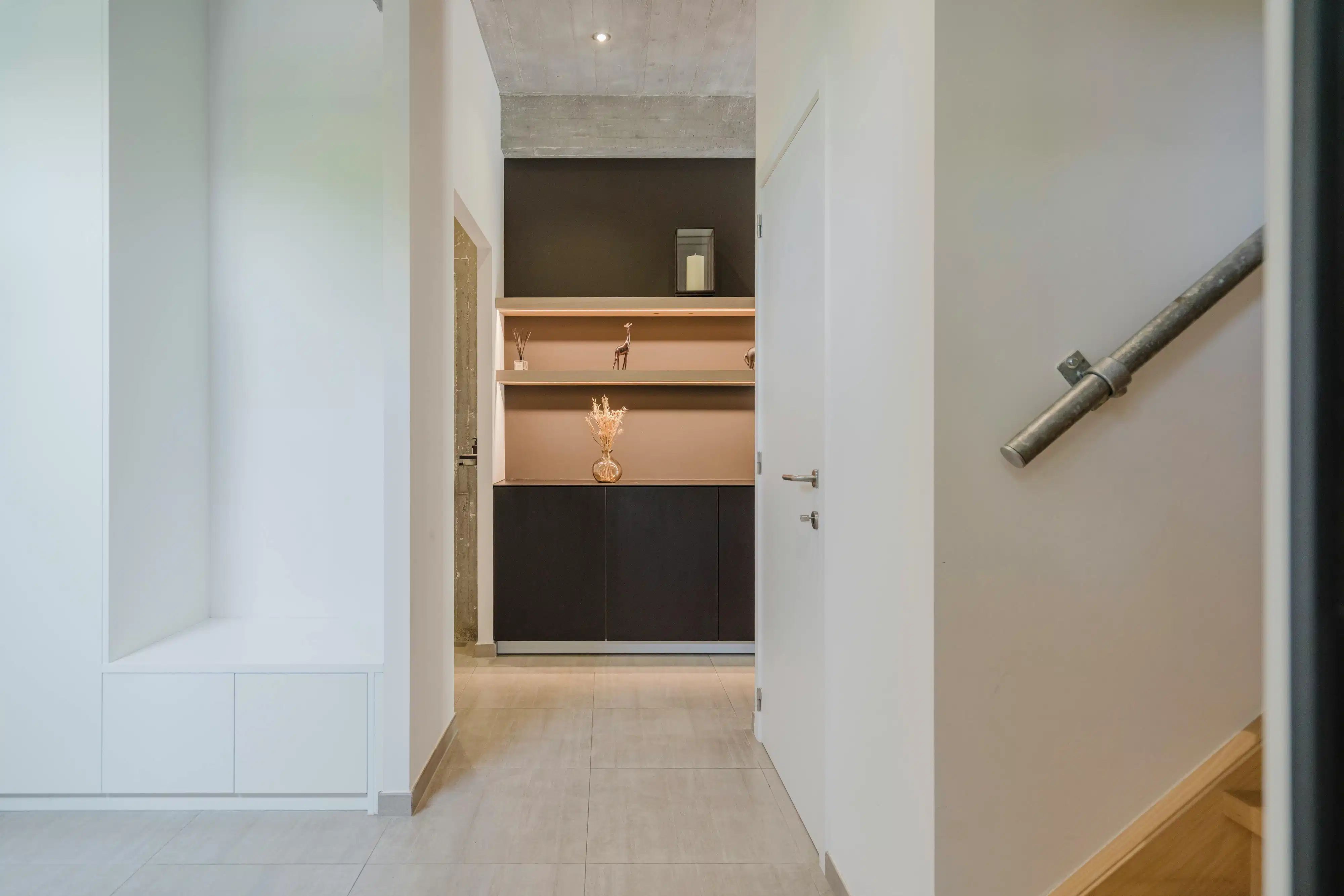 Architecturale woning met uniek loftgevoel in Kortrijk foto 10