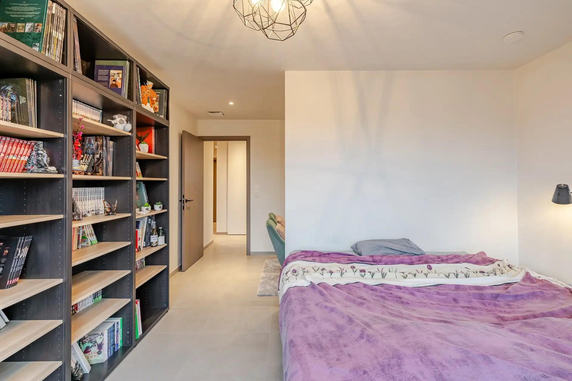 Ruime energiezuinige woning (2022) met 5 slaapkamers en zonnige tuin foto 14