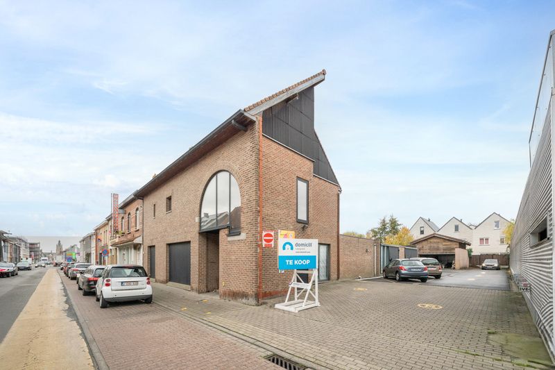 Centrum Roeselare - Bedrijfsgebouw met woongelegenheid en garage foto 5