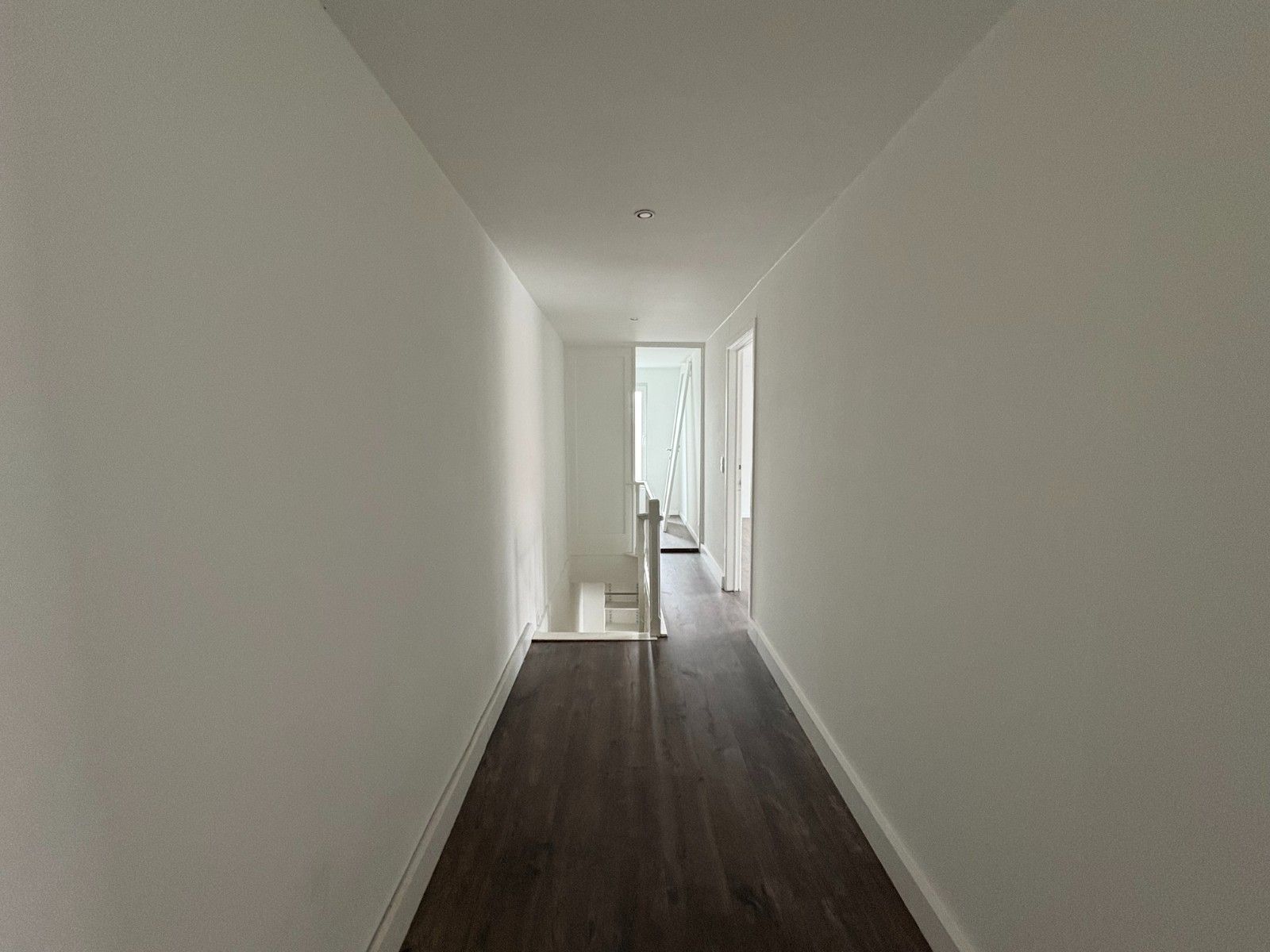 🏠 Vernieuwde gezinswoning met handelsgedeelte – renovatie 2022 foto 27