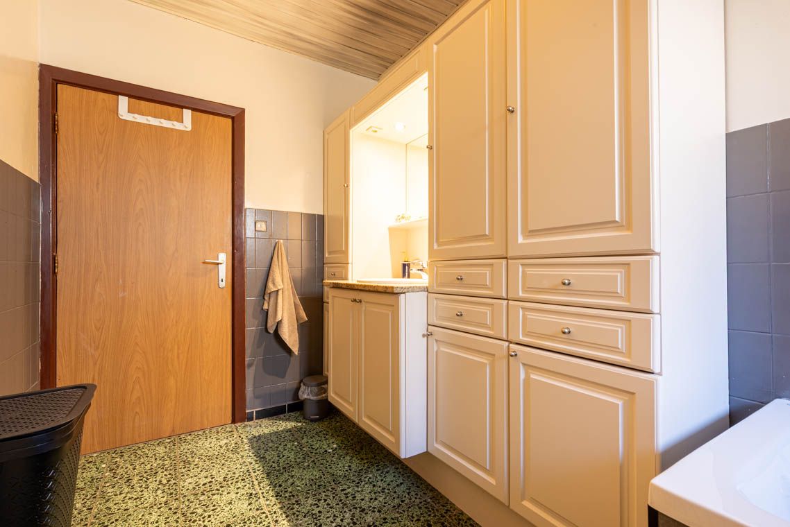 Woning met 3 slaapkamers op mooie locatie, 6are 23ca, dicht aan natuur, centrum en station foto 14