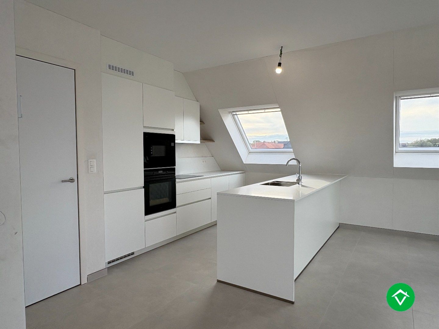 Nieuwbouwappartement met 2 slaapkamers en 1 terras in centrum Koekelare  foto 2