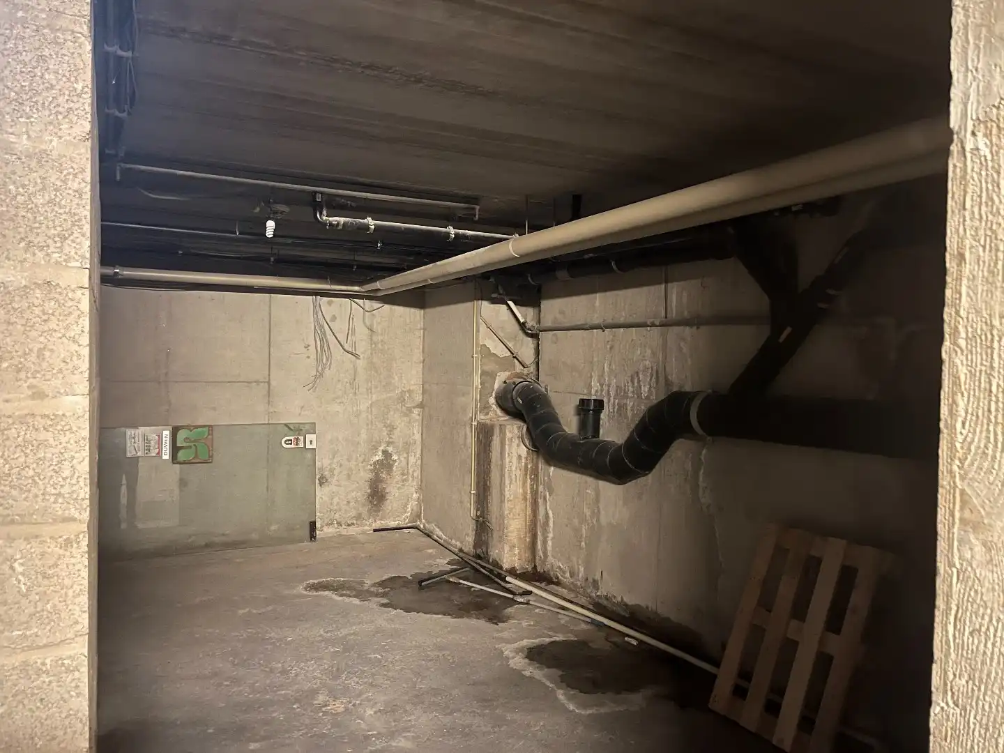 Handelspand te huur in hartje centrum Hasselt foto 25