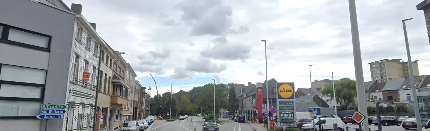 Uitzonderlijk hoekpand: modern commercieel gebouw op strategische zichtlocatie in Aalst foto 8