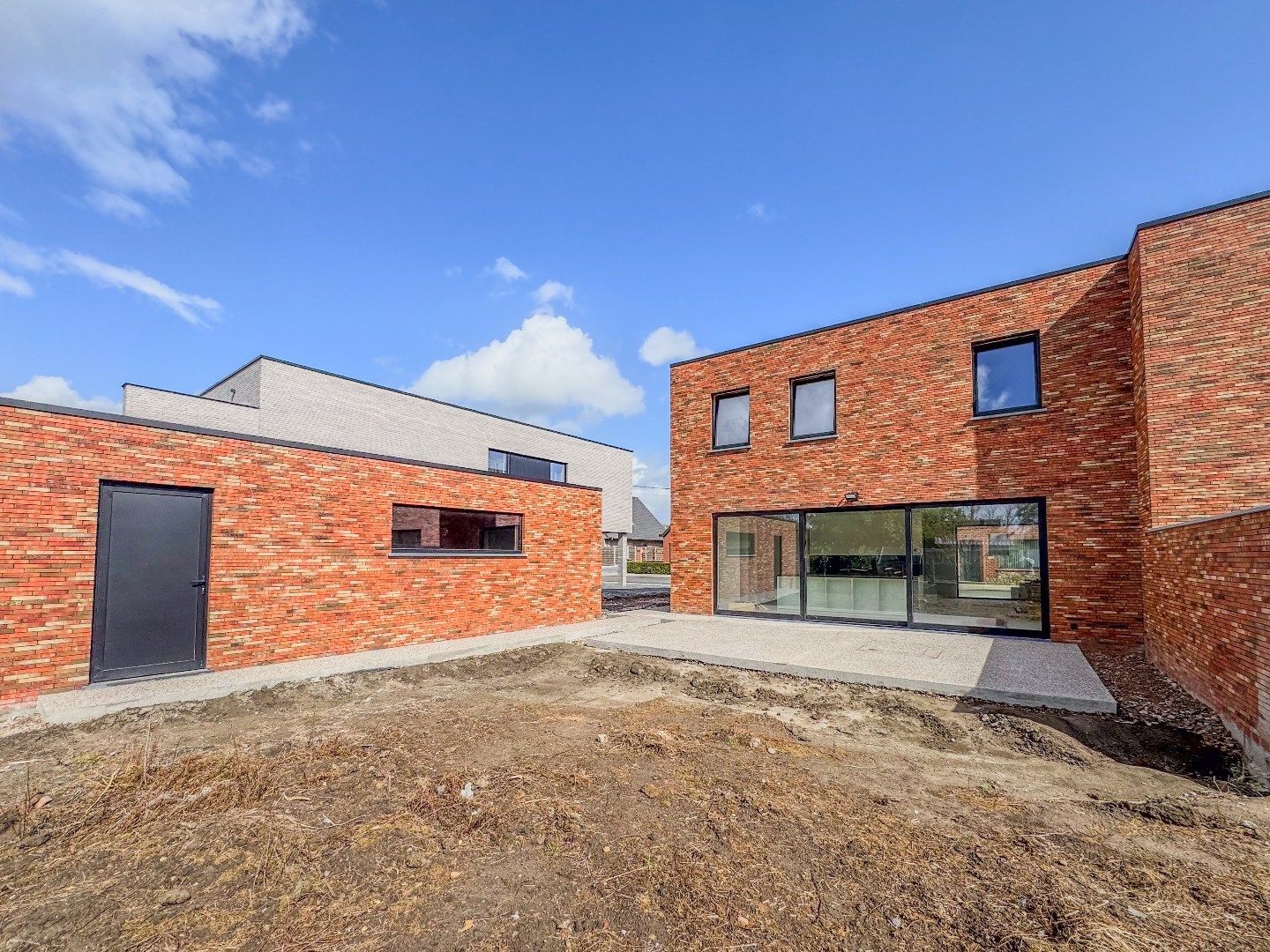 Energiezuinige nieuwbouwwoning met 3 slaapkamers, ruime garage en tuin. foto 23