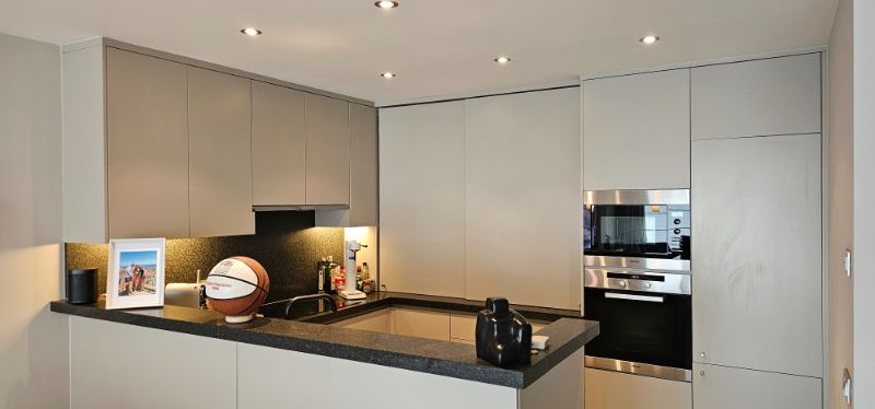 Stijvol gemeubeld appartement op de Lippenslaan te Knokke foto 4