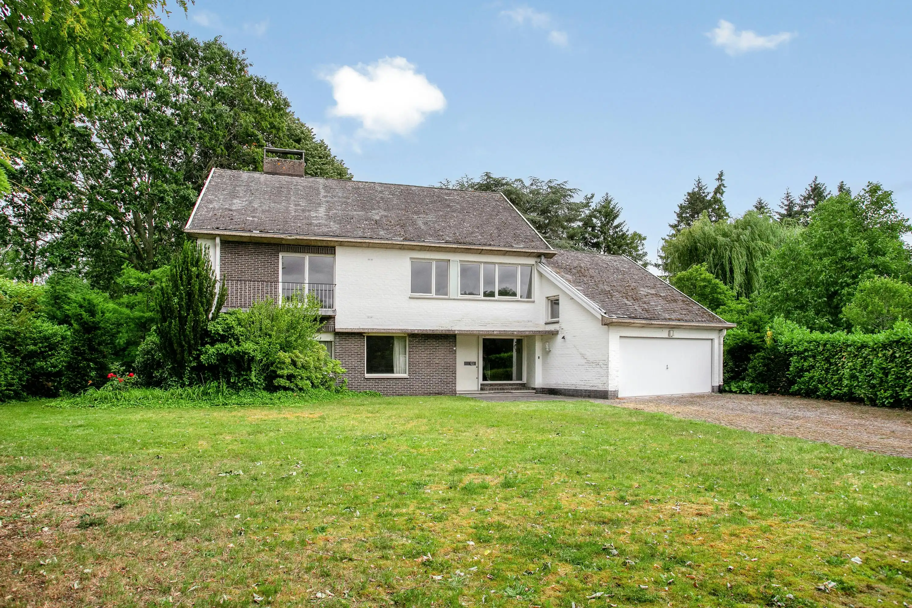Exclusief renovatieproject: riante villa op toplocatie foto 2
