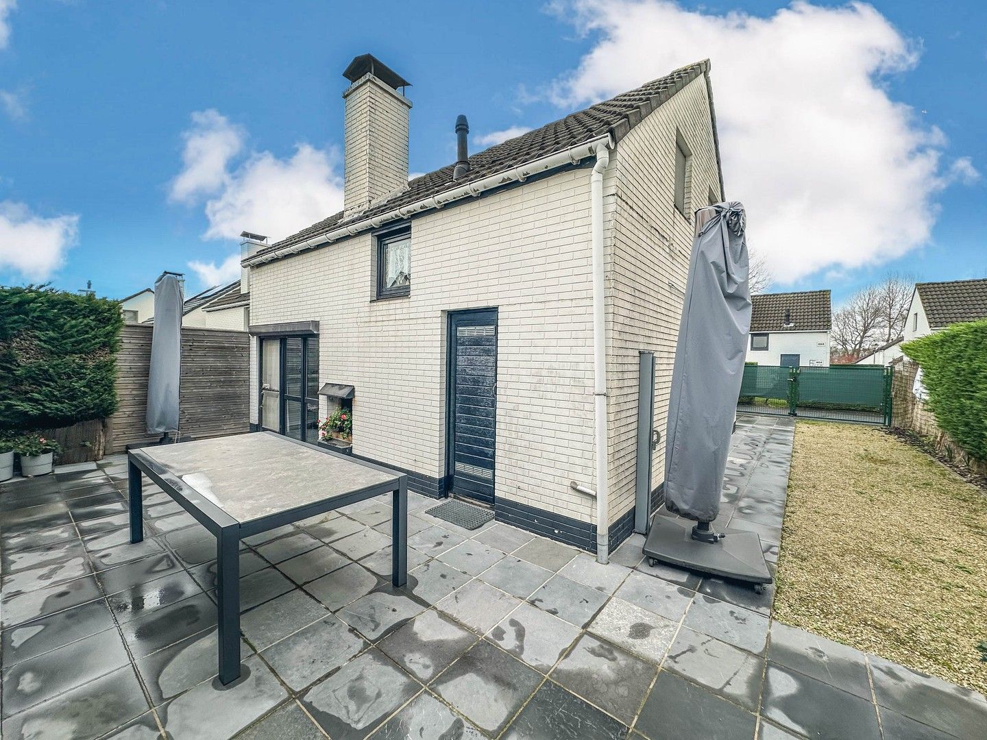 Instapklare vakantiewoning met zonnige tuin en veel privacy in Domein Sunparks. foto {{pictureIndex}}