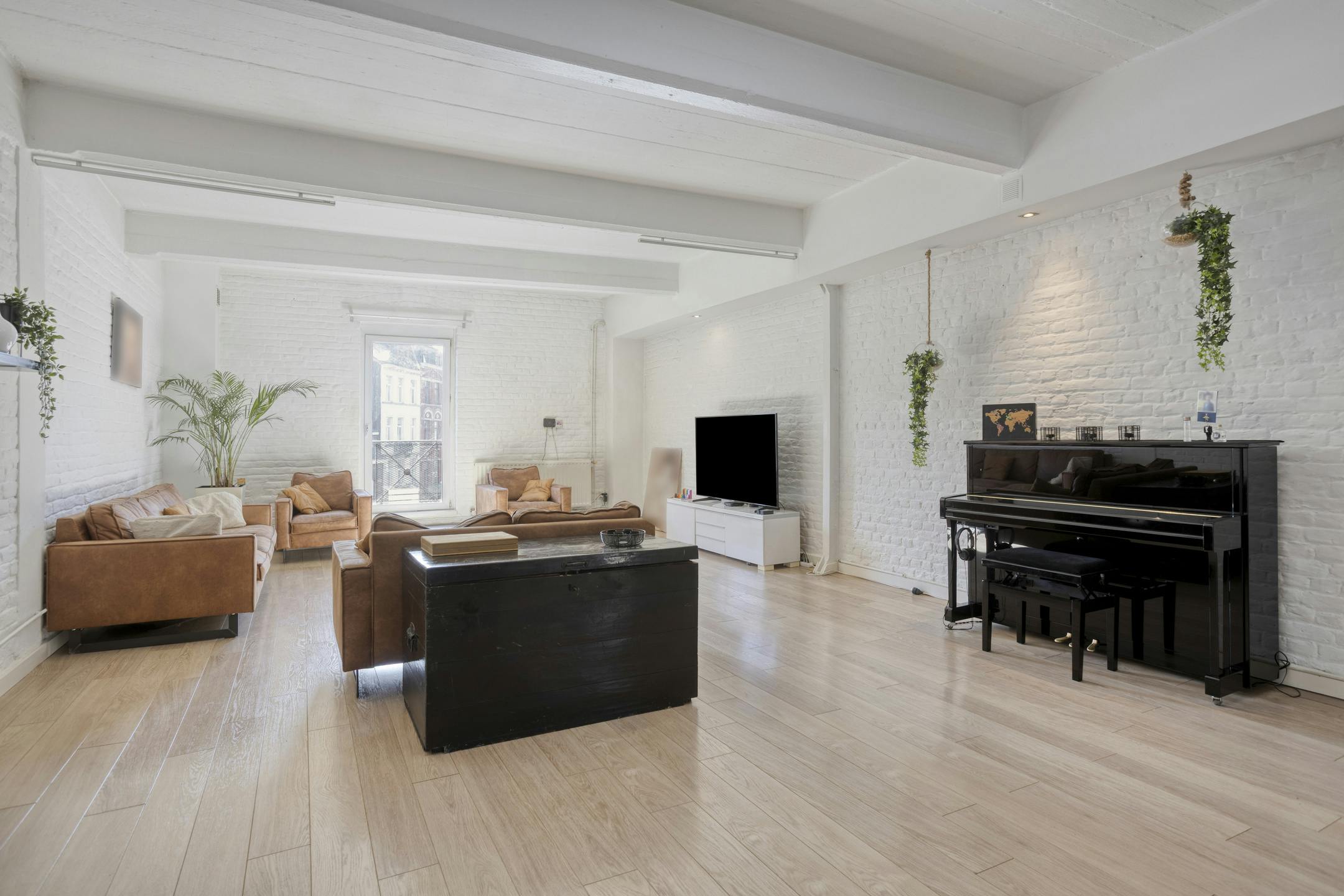 Loft appartement te Sint-Jans-Molenbeek  foto 8