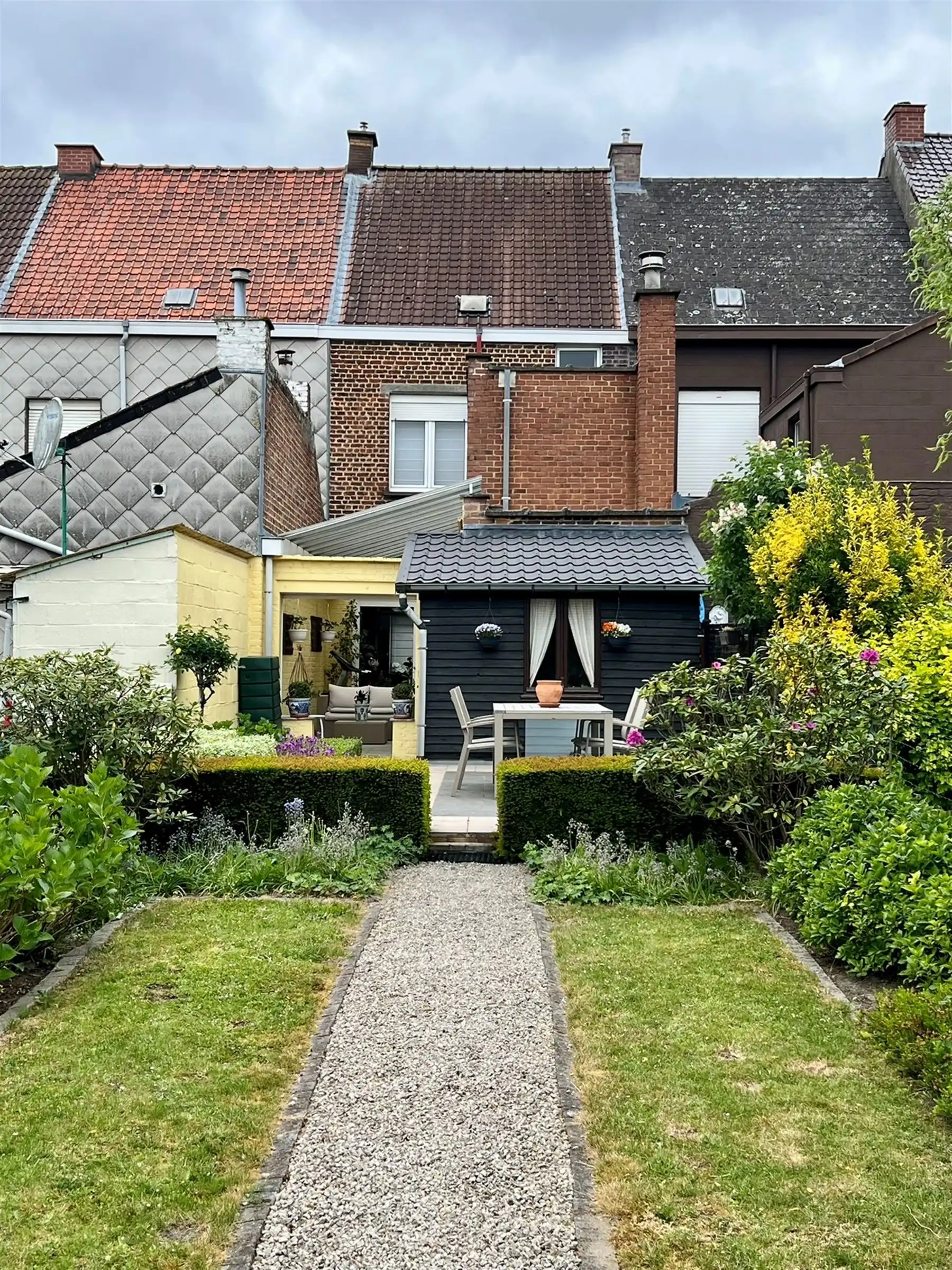 Gezellige woning met 3 slaapkamers, mooie tuin en zolder met mogelijkheden foto 14