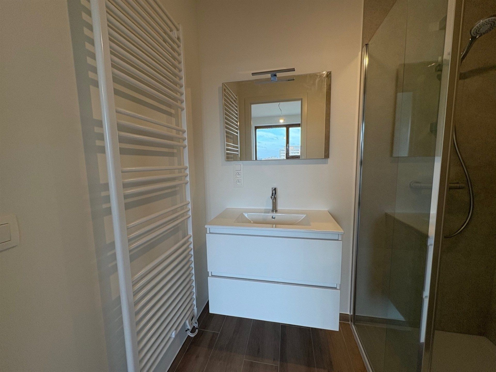 Te huur: Modern 1-slaapkamer appartement in nieuwbouwproject Tuinen van Eden, Wilrijk foto 9