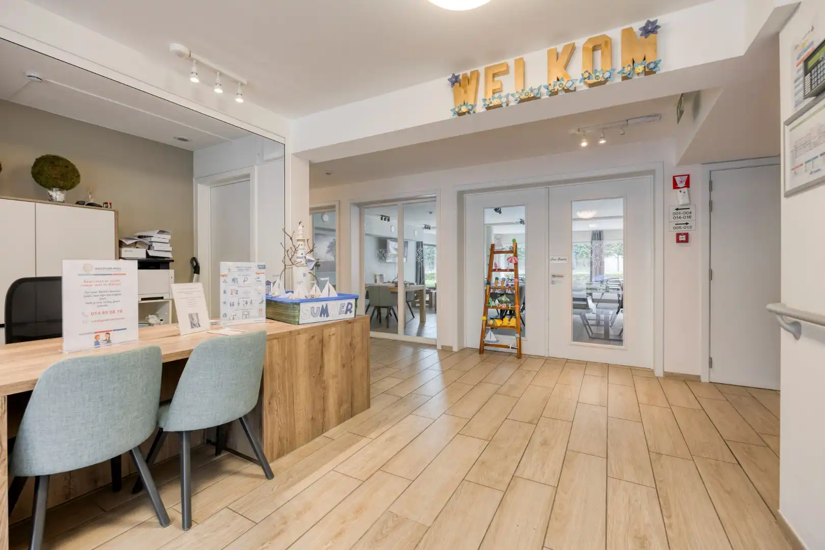 Leuke service flat met 2 SLPKS en terras in het hartje van Mol! foto 18