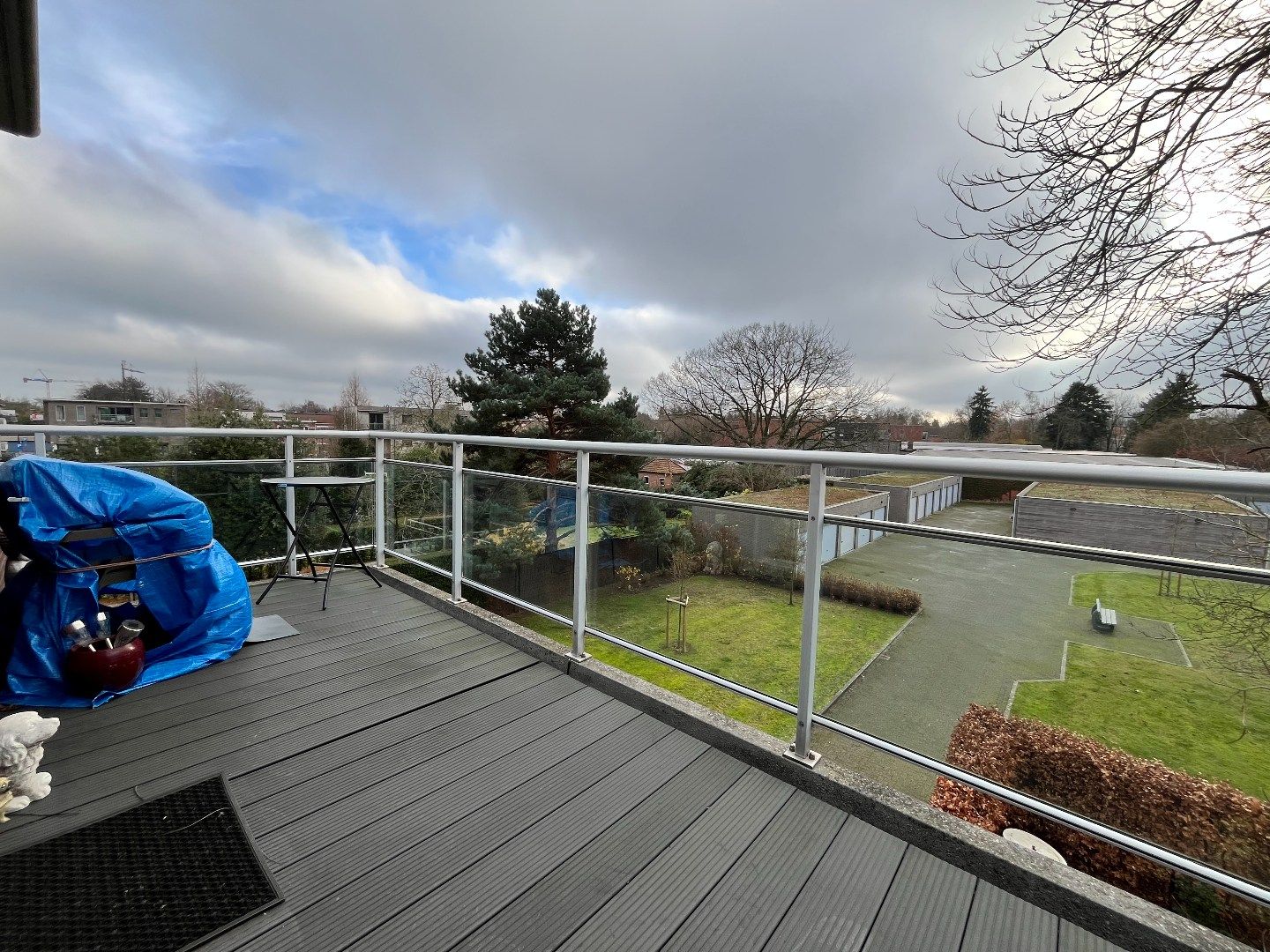 Comfortabel 2 slpk-appartement met terras en garage foto 16