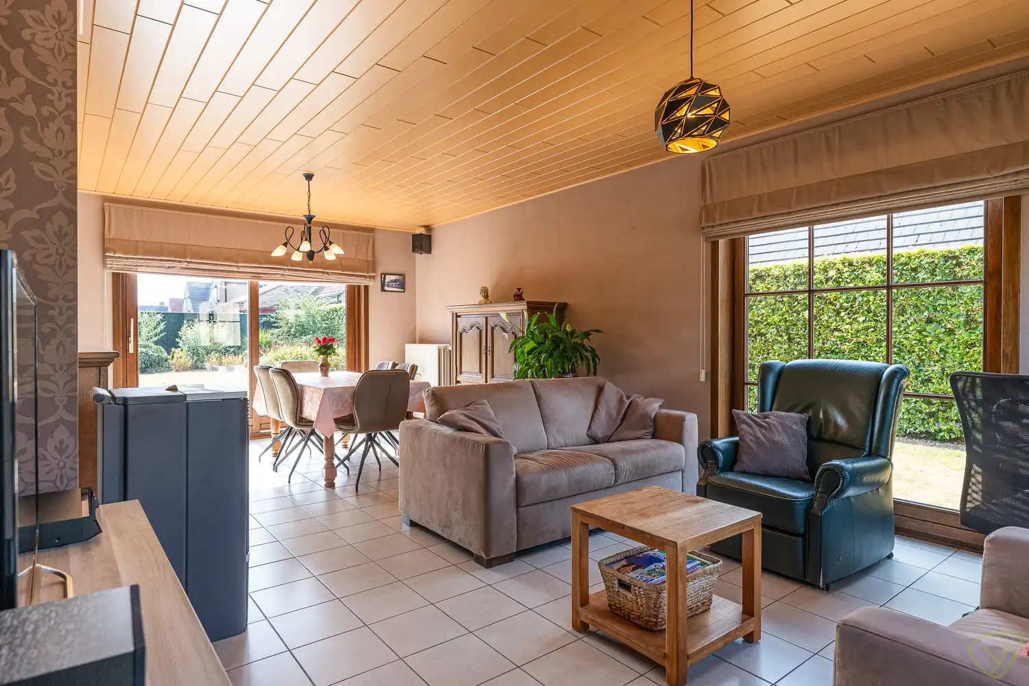Zeer goed onderhouden alleenstaande woning gelegen in een residentiële wijk te Watervliet foto 2