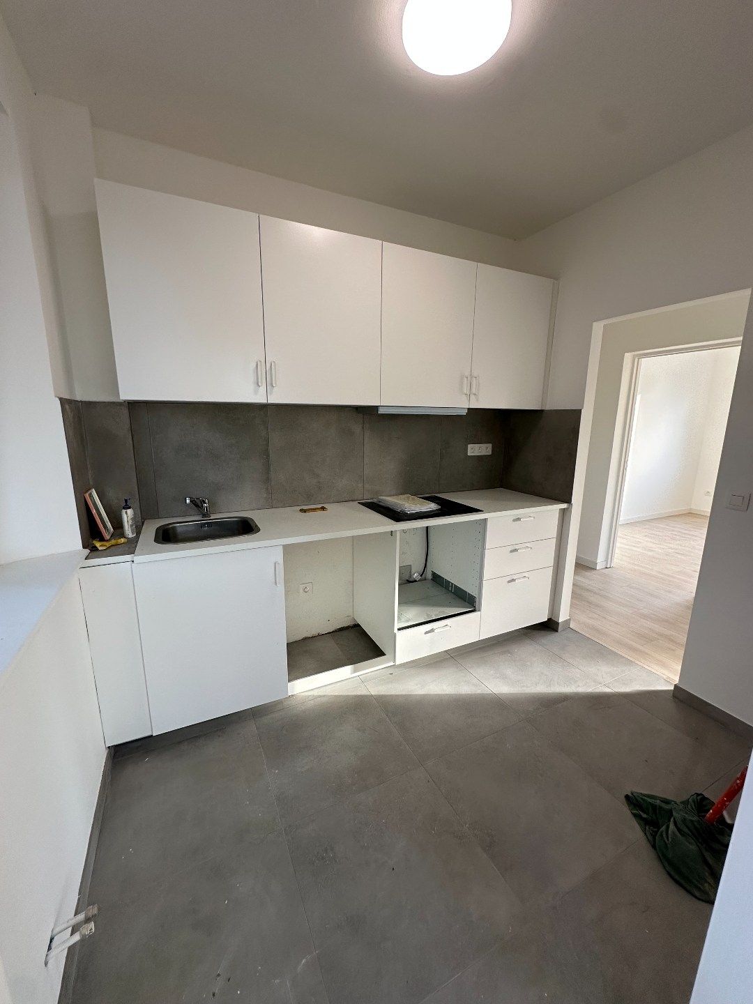 Gerenoveerd appartement met 2 slk foto 3