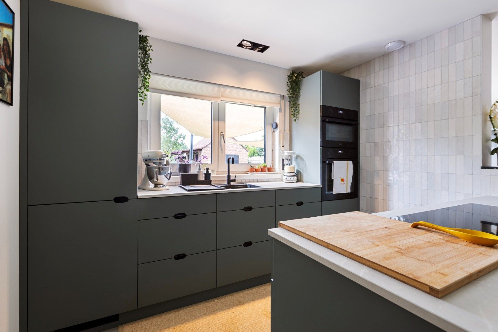 Charmante woning met 4 slpks en verwarmd zwembad op een zonnig perceel van 942 m² !  foto 8