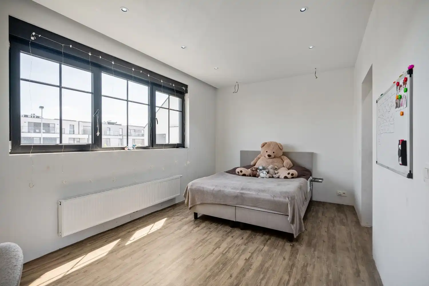 Gerenoveerde woning met 5 slpkrs, en magazijn te Keerbergen foto 20