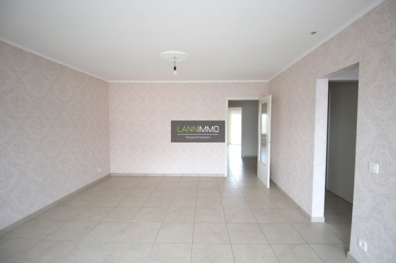 Leuk centraal gelegen 2 slaapkamer appartement foto 2