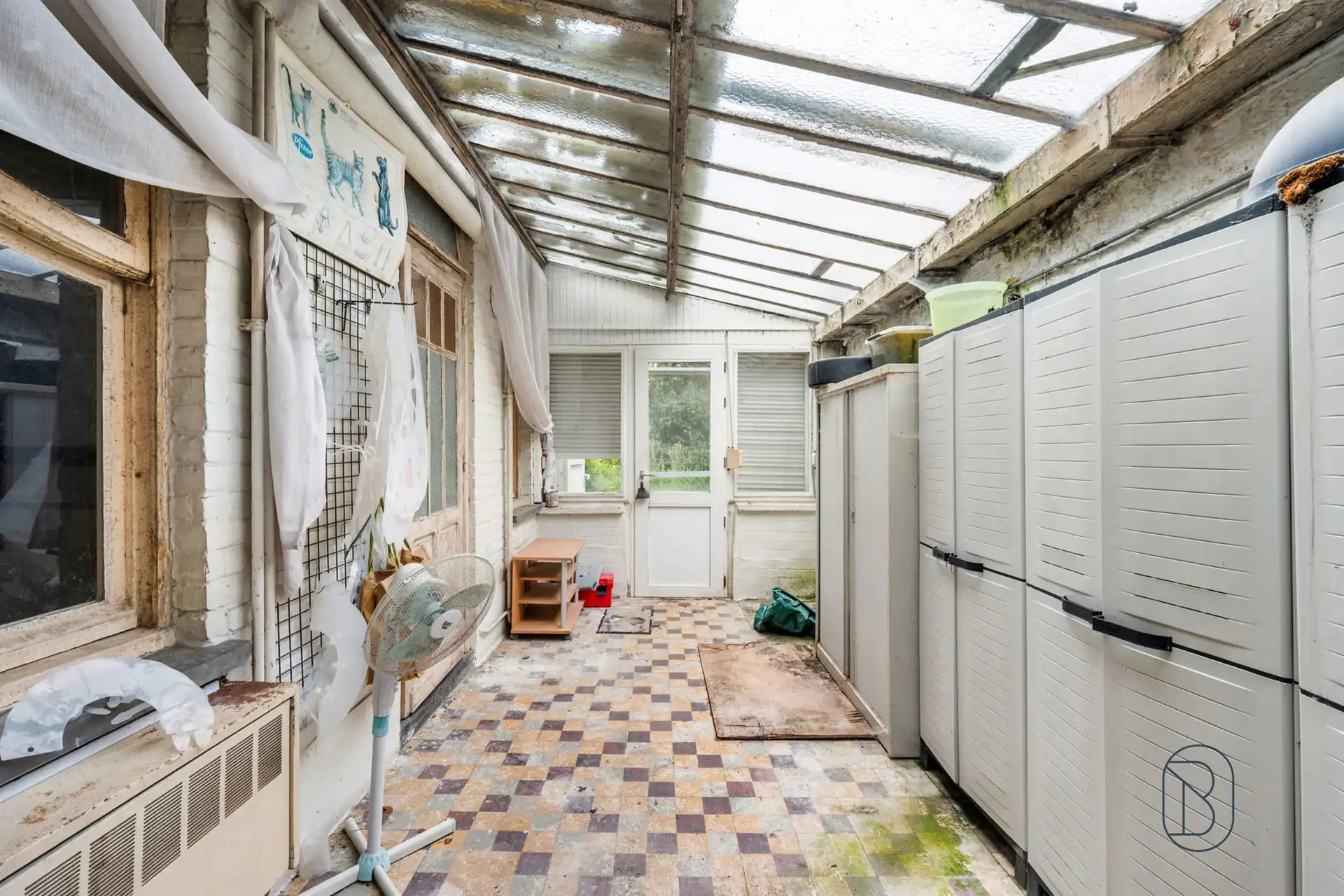 Te renoveren woning met 2 slpk en zolder in Doornik foto 5