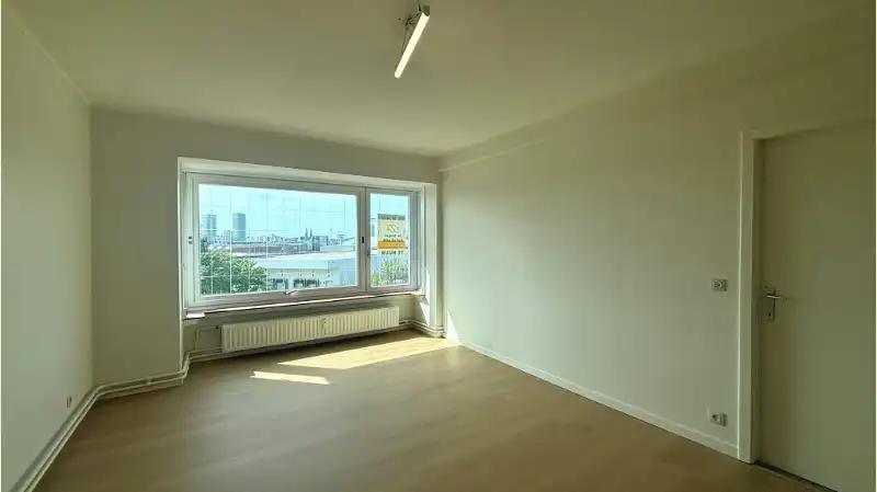 Comfortabel 2-slaapkamerappartement  te huur in Oostende foto {{pictureIndex}}