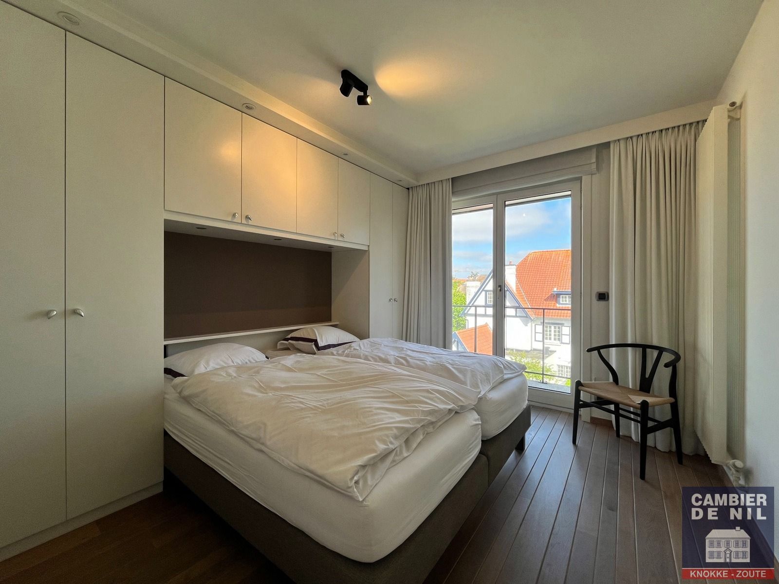 Prachtig ongemeubeld appartement op enkele stappen van het Albertplein!  foto 16