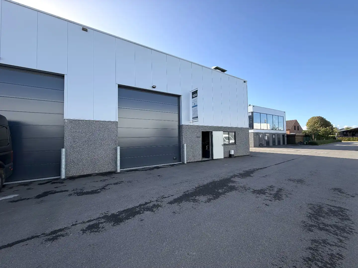 Nieuwbouw opslagruimte te huur in Sint-Lenaarts foto {{pictureIndex}}