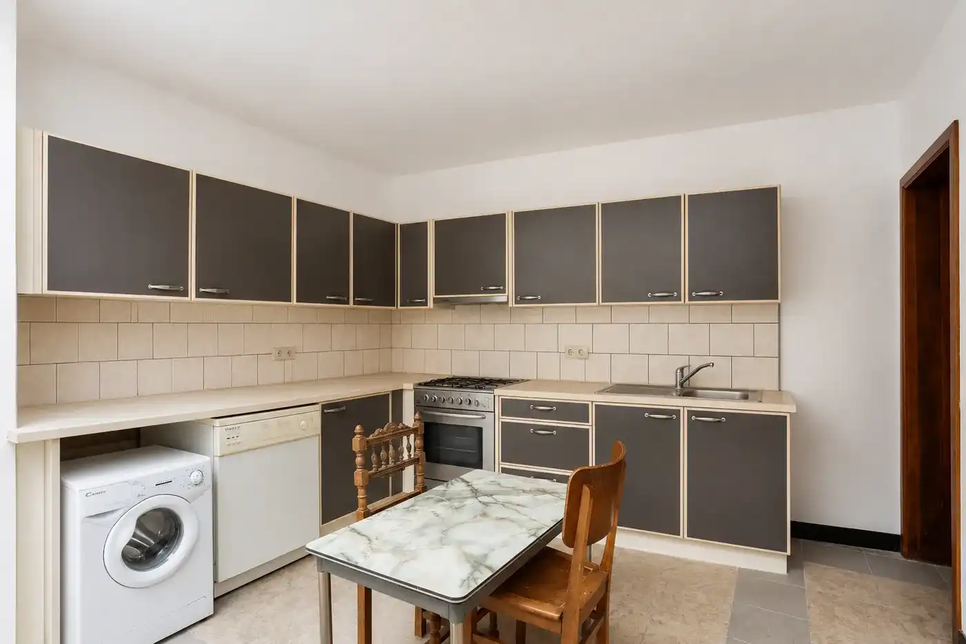 Te renoveren woning met 3 slaapkamers en stadstuin foto 10