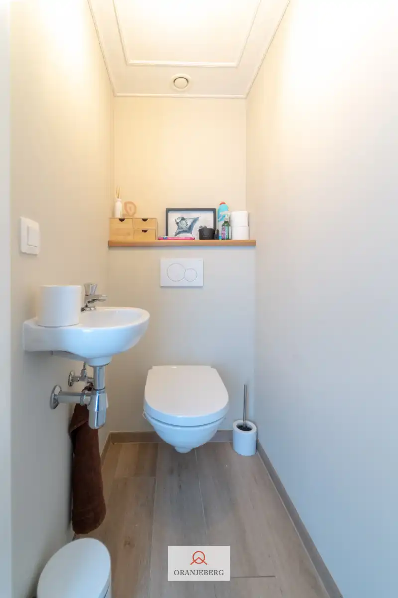 Compleet gerenoveerd 2slpk appartement hart Gent foto 21