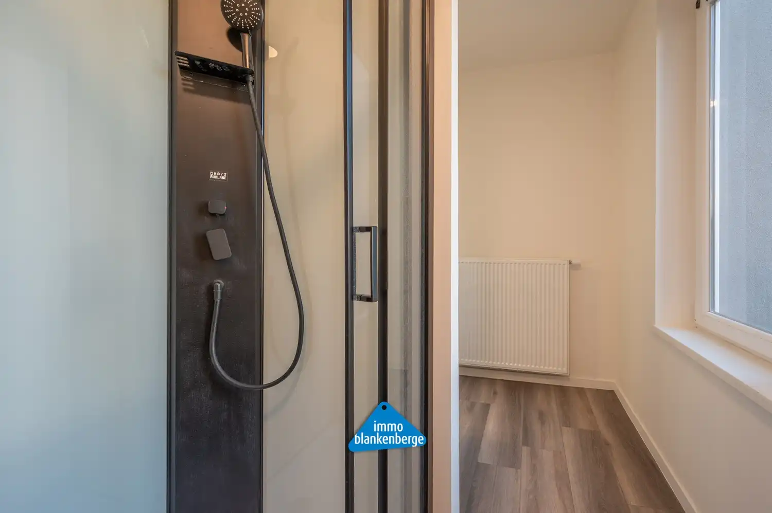 Gemeubeld 1 slaapkamer appartement op centrale rustige ligging. foto 7