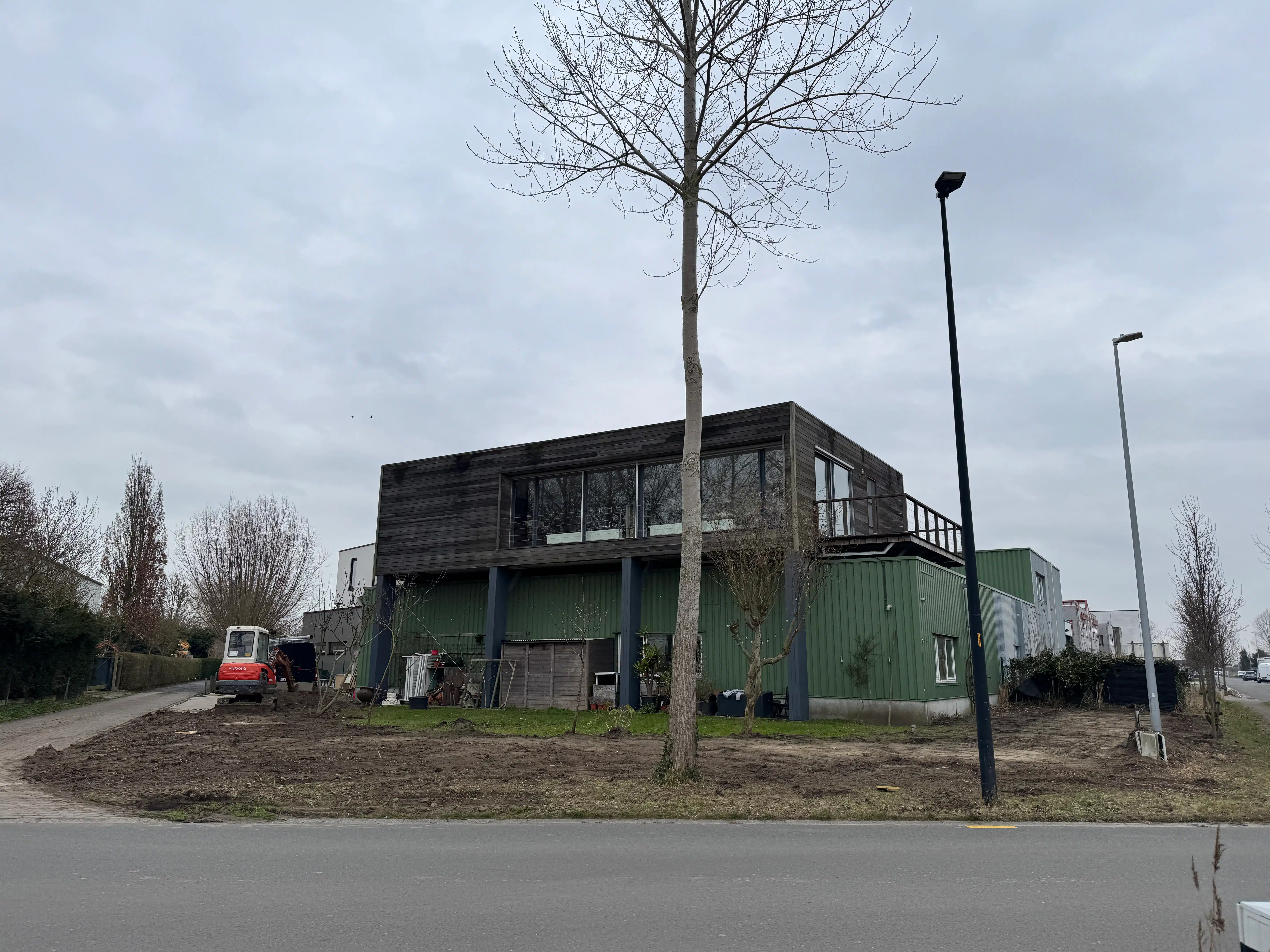 Woning met magazijn/loods foto 7