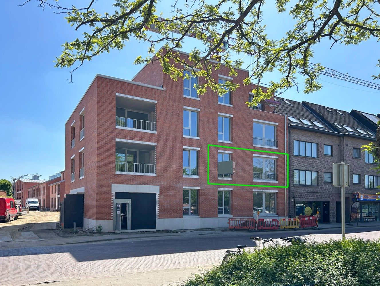 Twee slaapkamer appartement met privatief terras in Hof Berlamuze foto {{pictureIndex}}