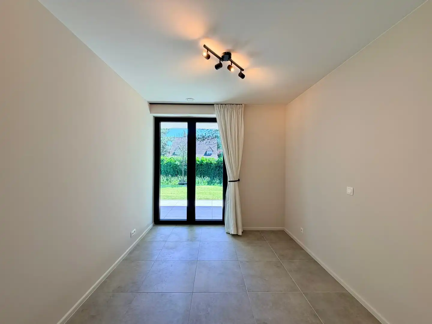 Modern appartement op toplocatie in Rumbeke! foto 11