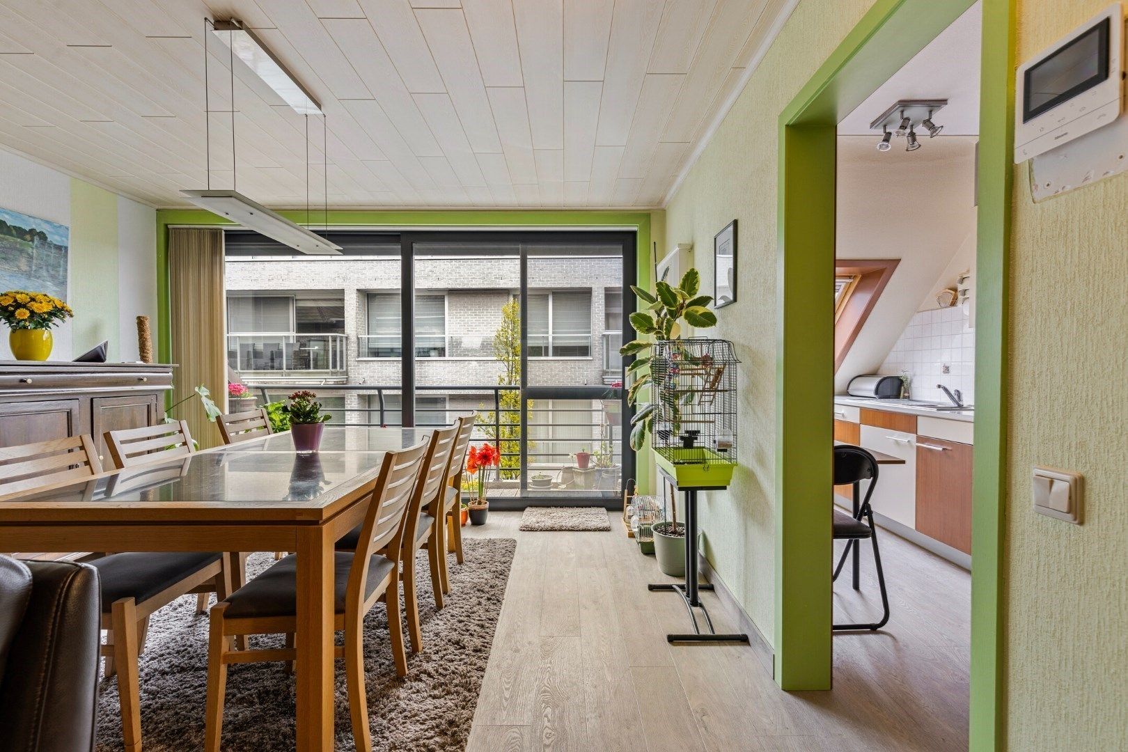 Mooi 2-slaapkamerappartement met garage in het centrum van Deerlijk! foto 7