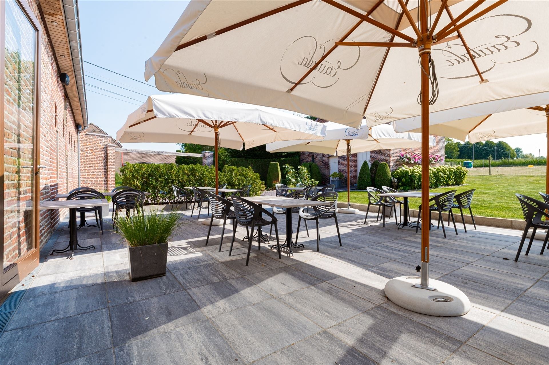 Exclusief restaurant mét instapklare villa foto 7