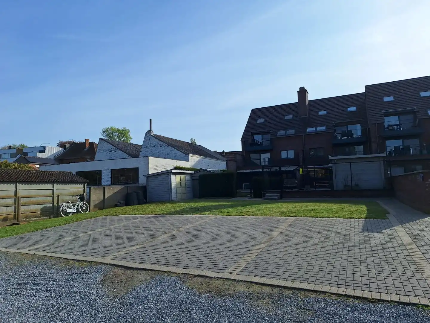 Modern appartement net buiten het centrum van BERINGEN foto 25