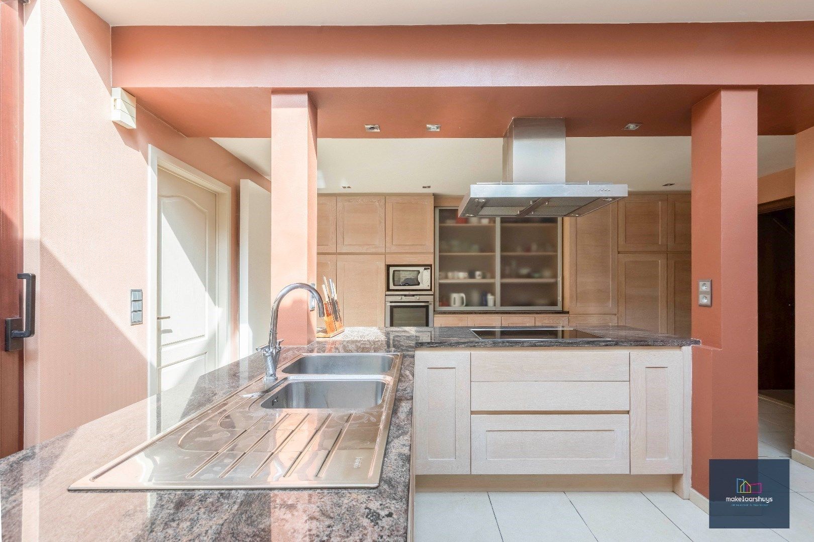 Ruime woning met tuin en dubbele garage in Gent  foto 11