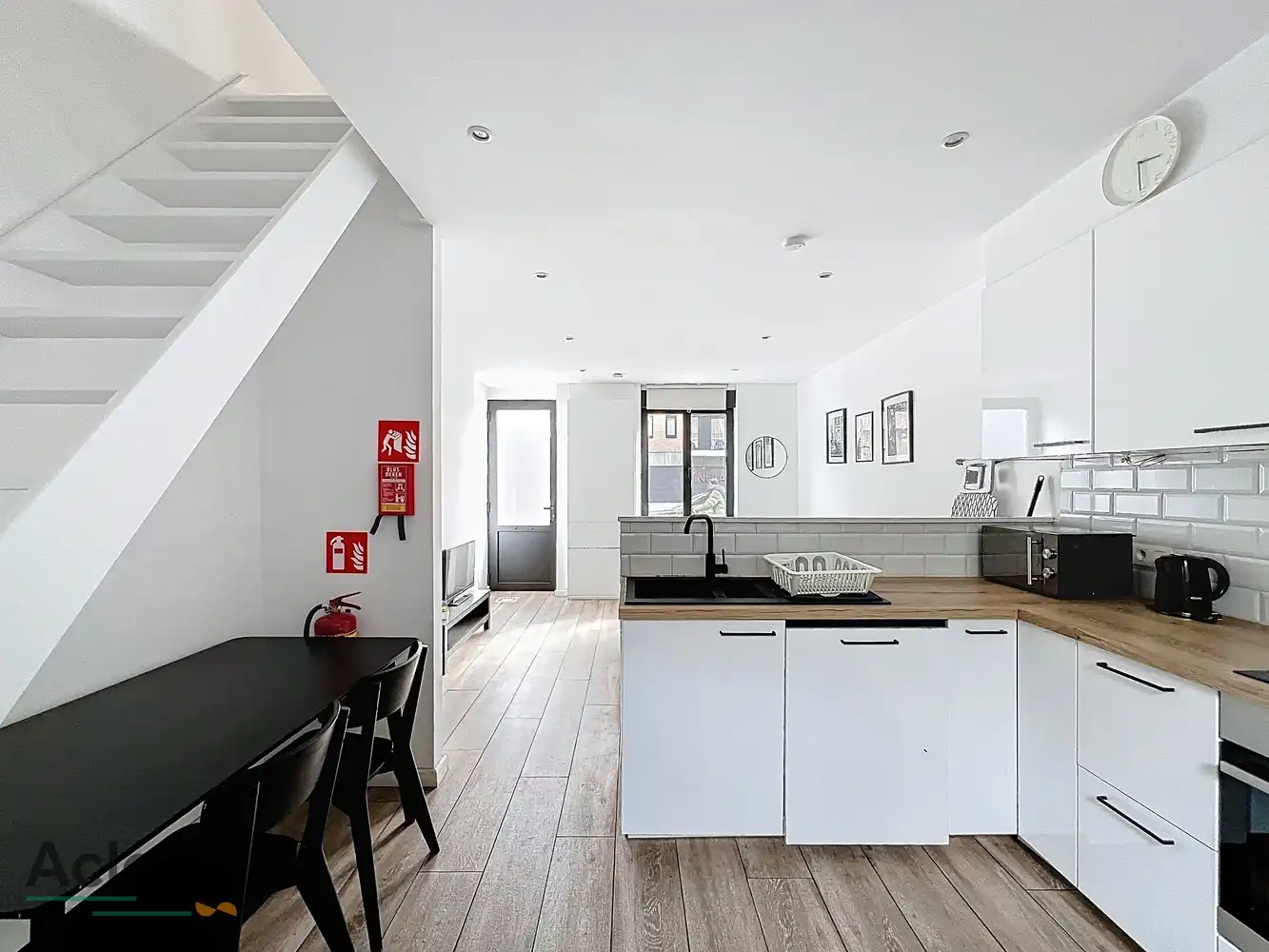 Gerenoveerde woning te huur foto 5