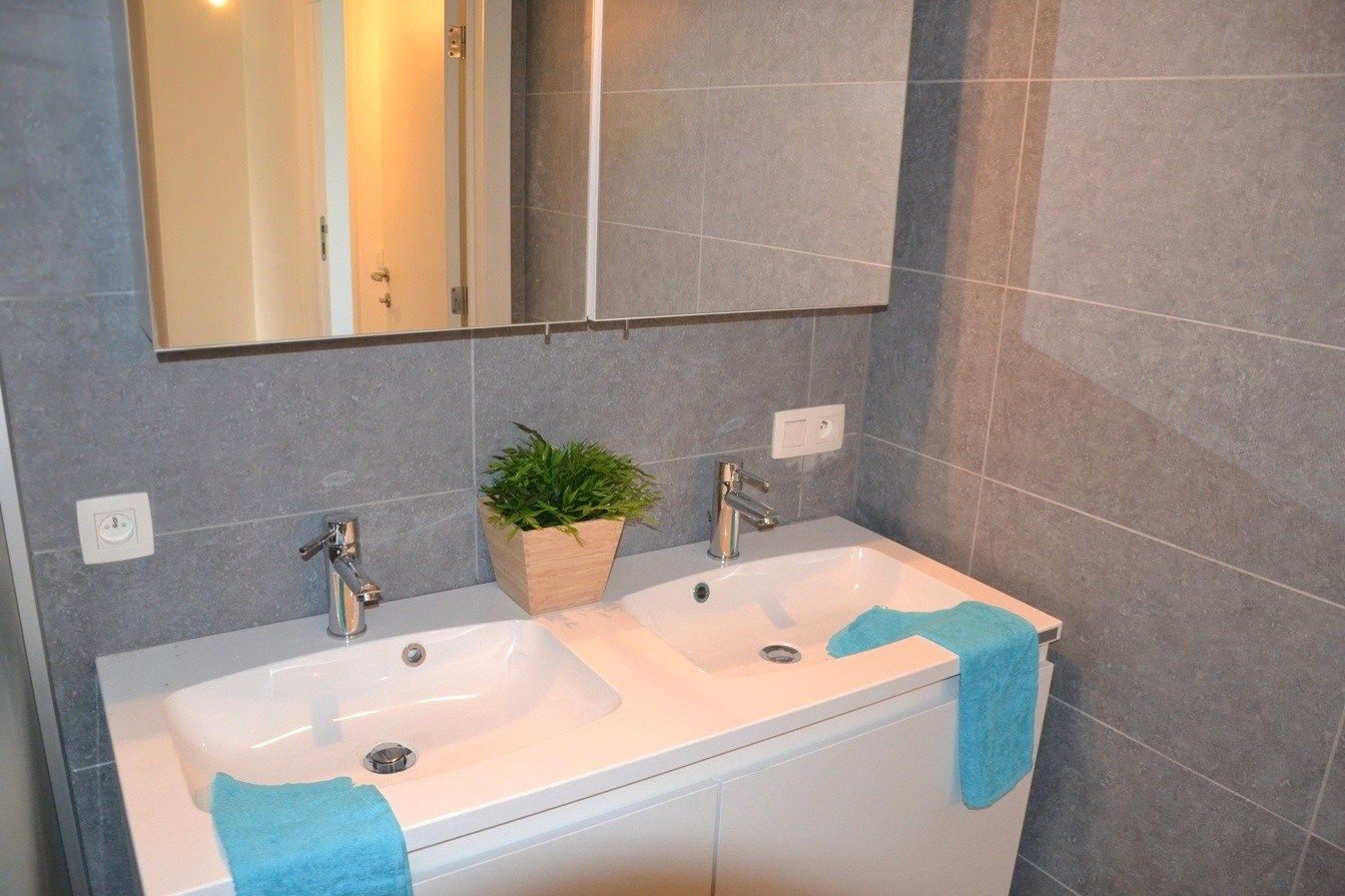 Recent appartement met 2 slaapkamers te Lauwe! foto 8