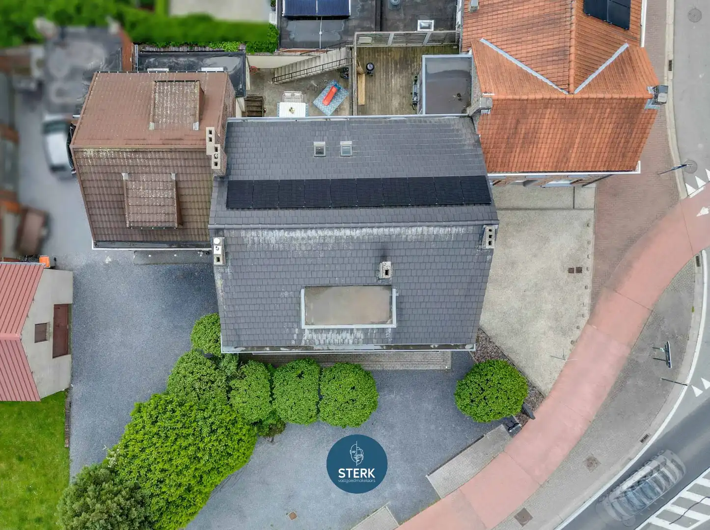 PAND MET 2 APPARTEMENTEN EN HANDELSRUIMTE TE BRIEGDEN-LANAKEN !  foto 42