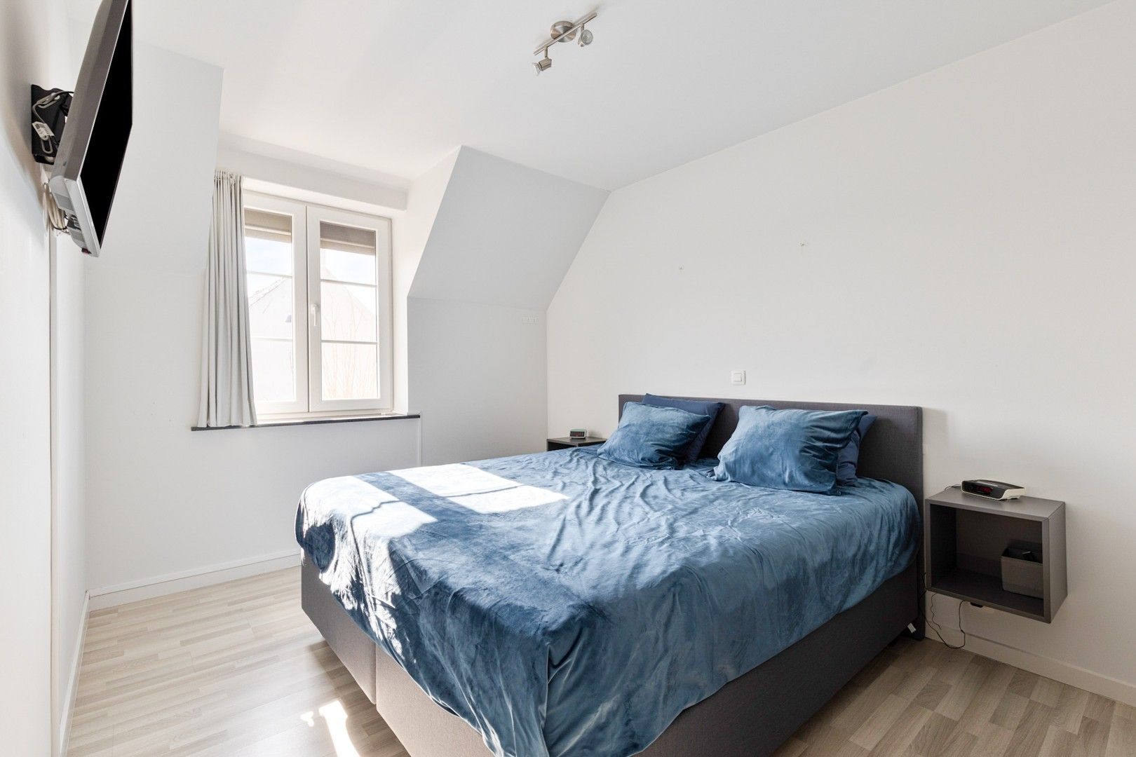 Energiezuinige, hoogwaardig afgewerkte landelijke woning in een rustige omgeving foto 10