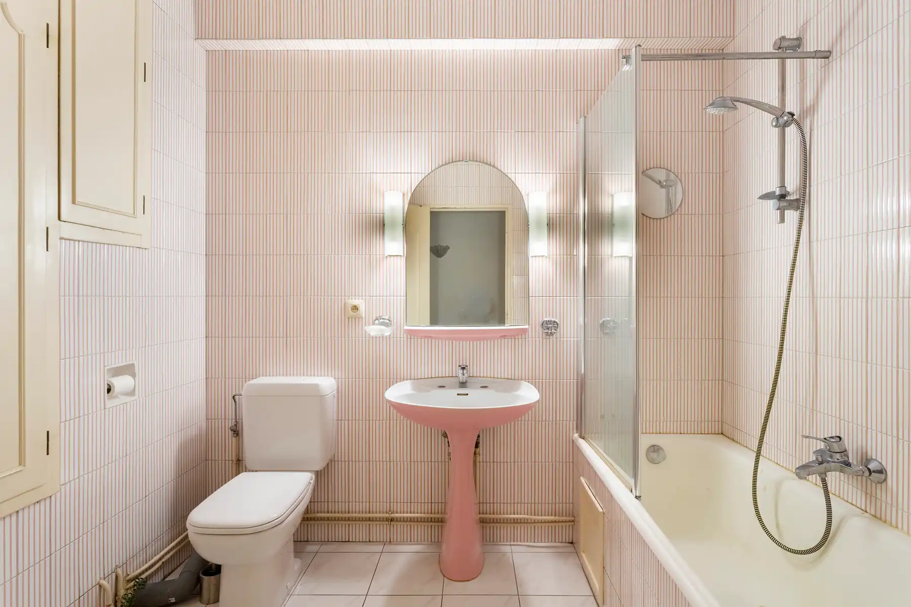 Lichtrijk 1-slaapkamerappartement op centrale locatie foto 12