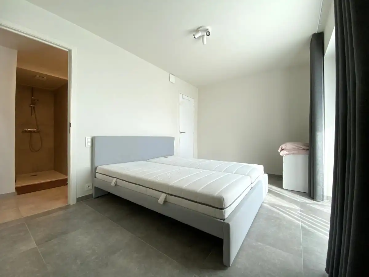 Roeselare - Instapklaar appartement foto 6