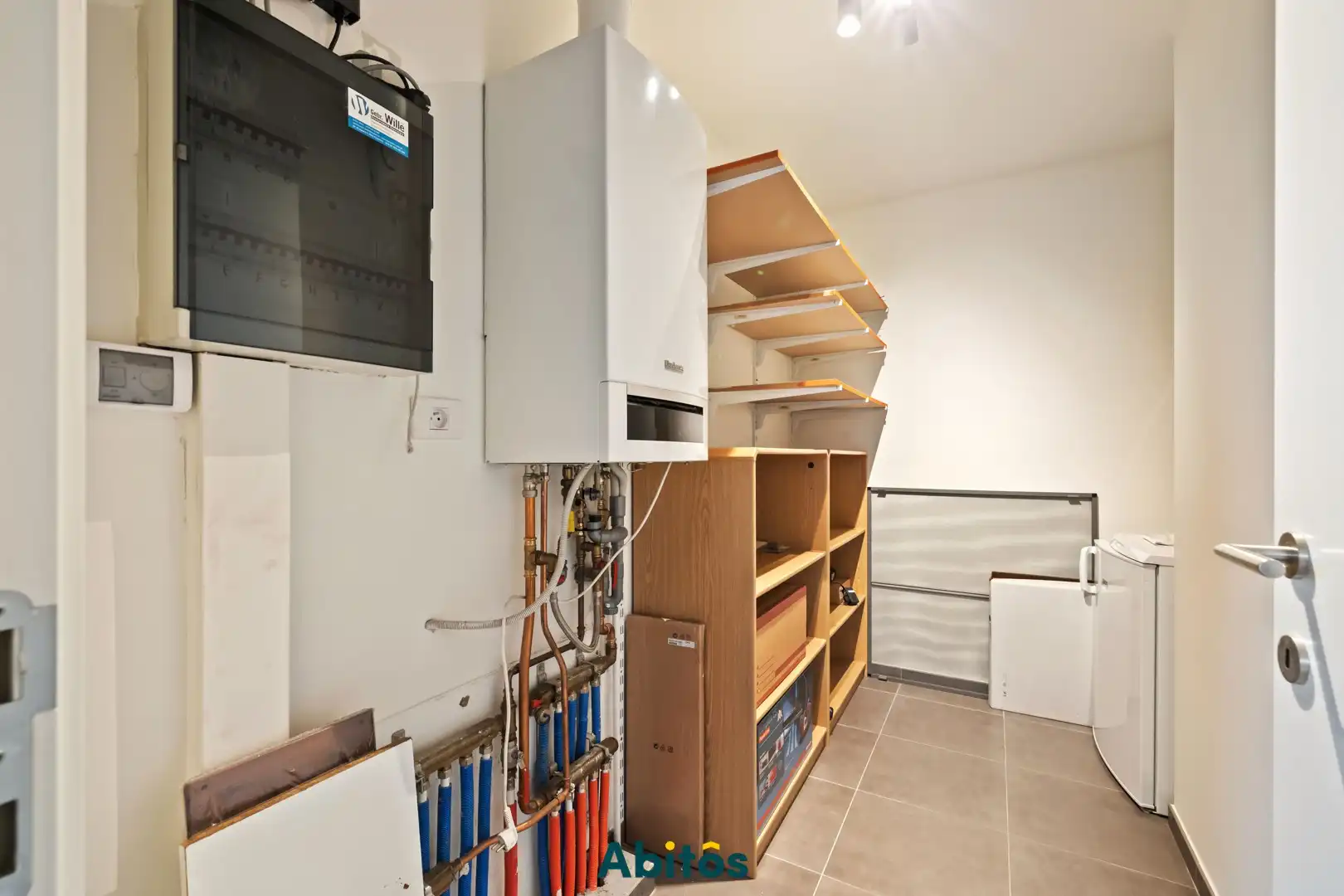 Instapklaar 2-slaapkamer appartement met terras op toplocatie nabij Gent-Dampoort foto 9