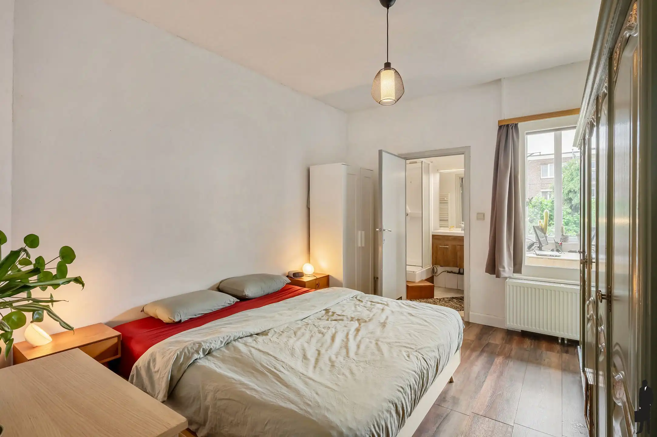 Charmant gelijkvloersappartement met grote tuin en garage foto 9