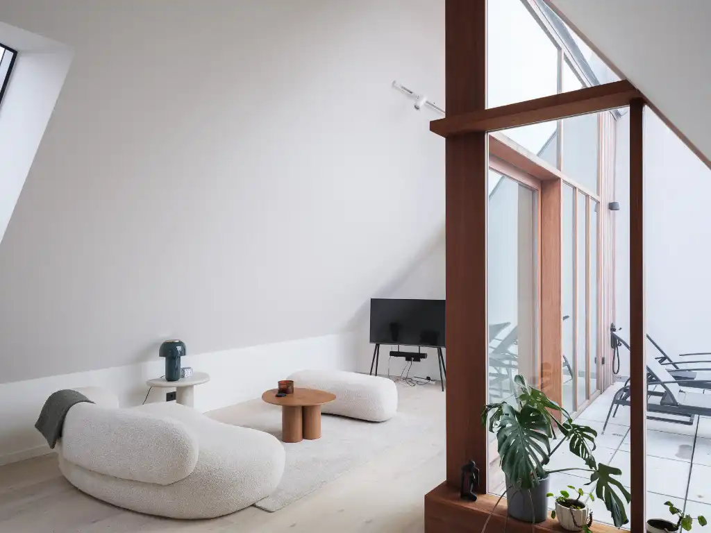 Duplexappartement met twee terrassen naar ontwerp van Marie-Josée Van Hee. foto 3